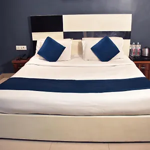 https://qotel-church-house-rohini-sector-15-couple-freindly.hotelsdelhi.org